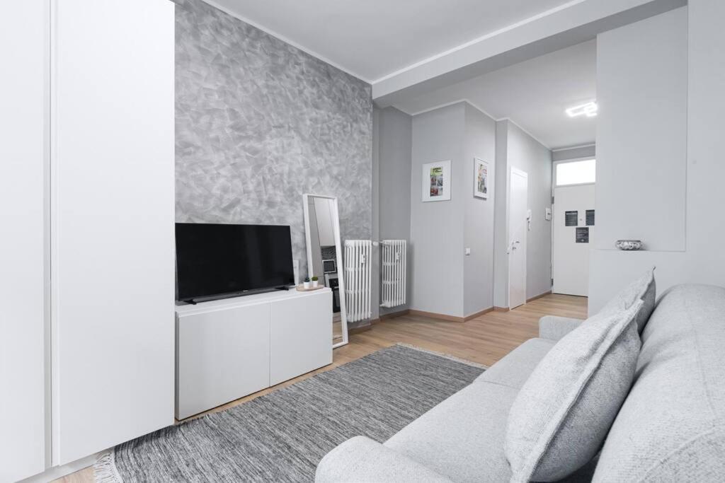 Easylife - Flat A Few Steps From Garibaldi Fs * Milão