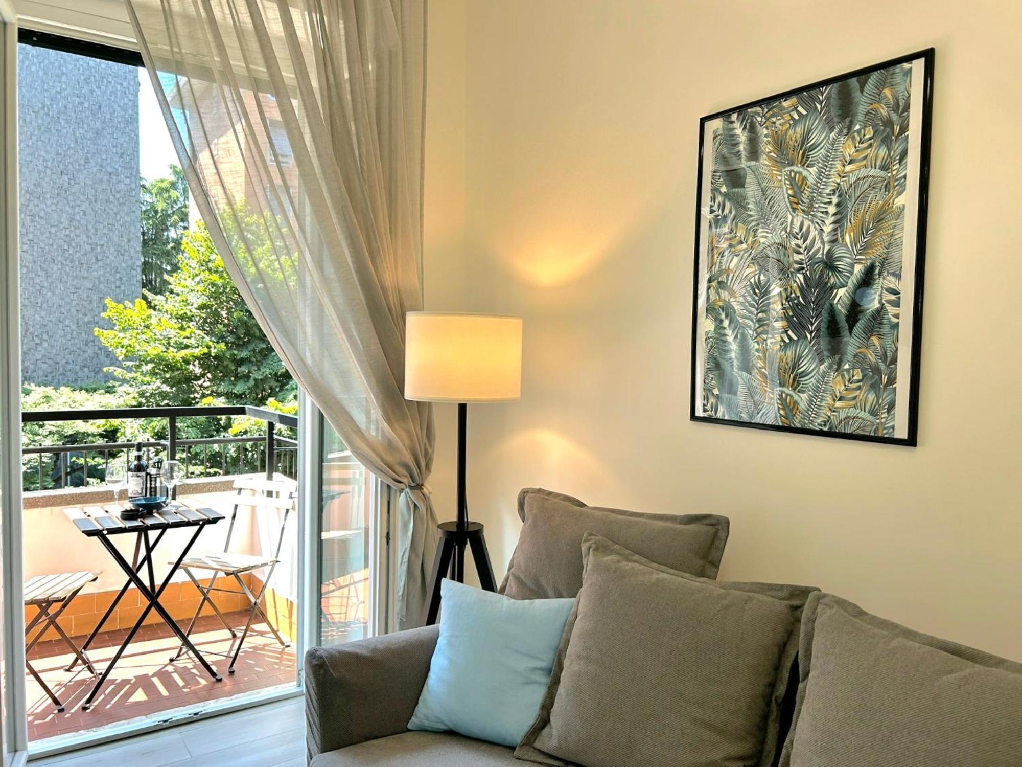 Modern Mm3 Afforifn Only 15 Min From Duomo Apartment Milan