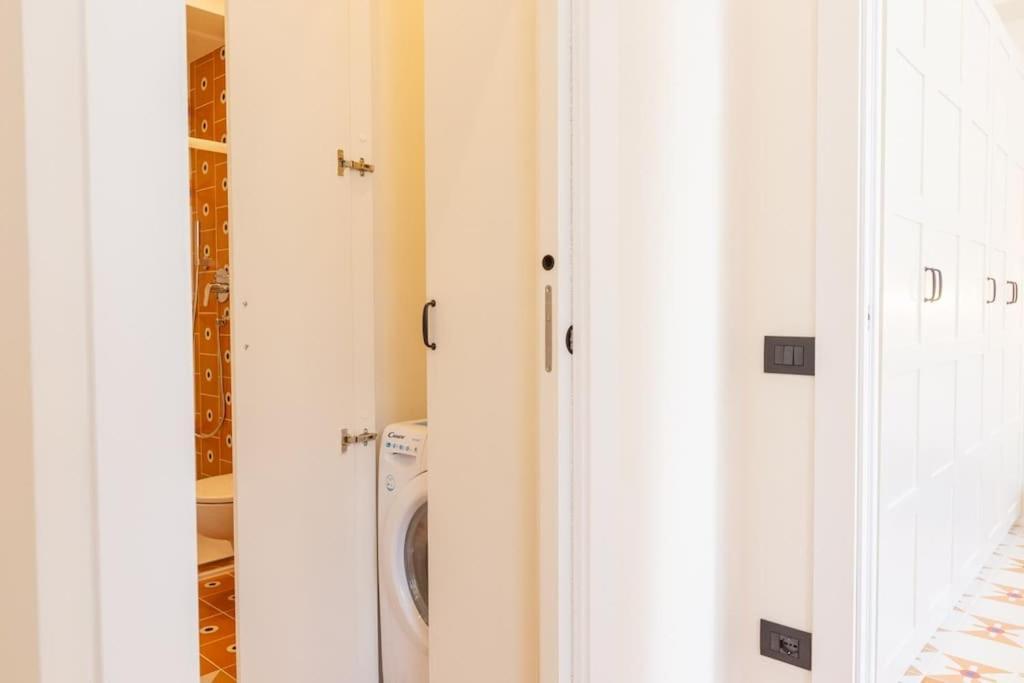 Apartment 4fo6 Navigli-duomo -yellow Chic - Milan