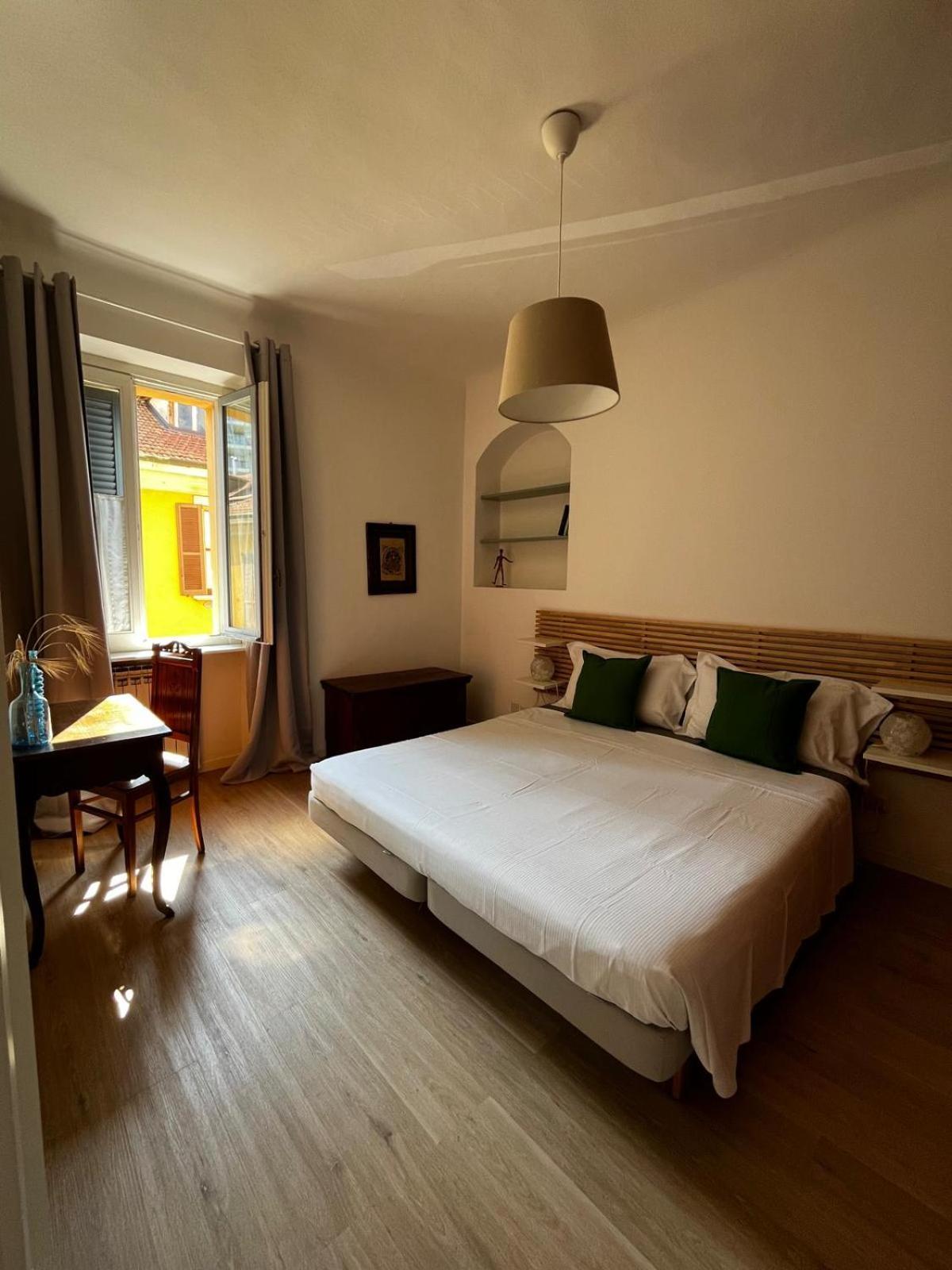 Apartment Sotto Il Bosco Verticale House Milan