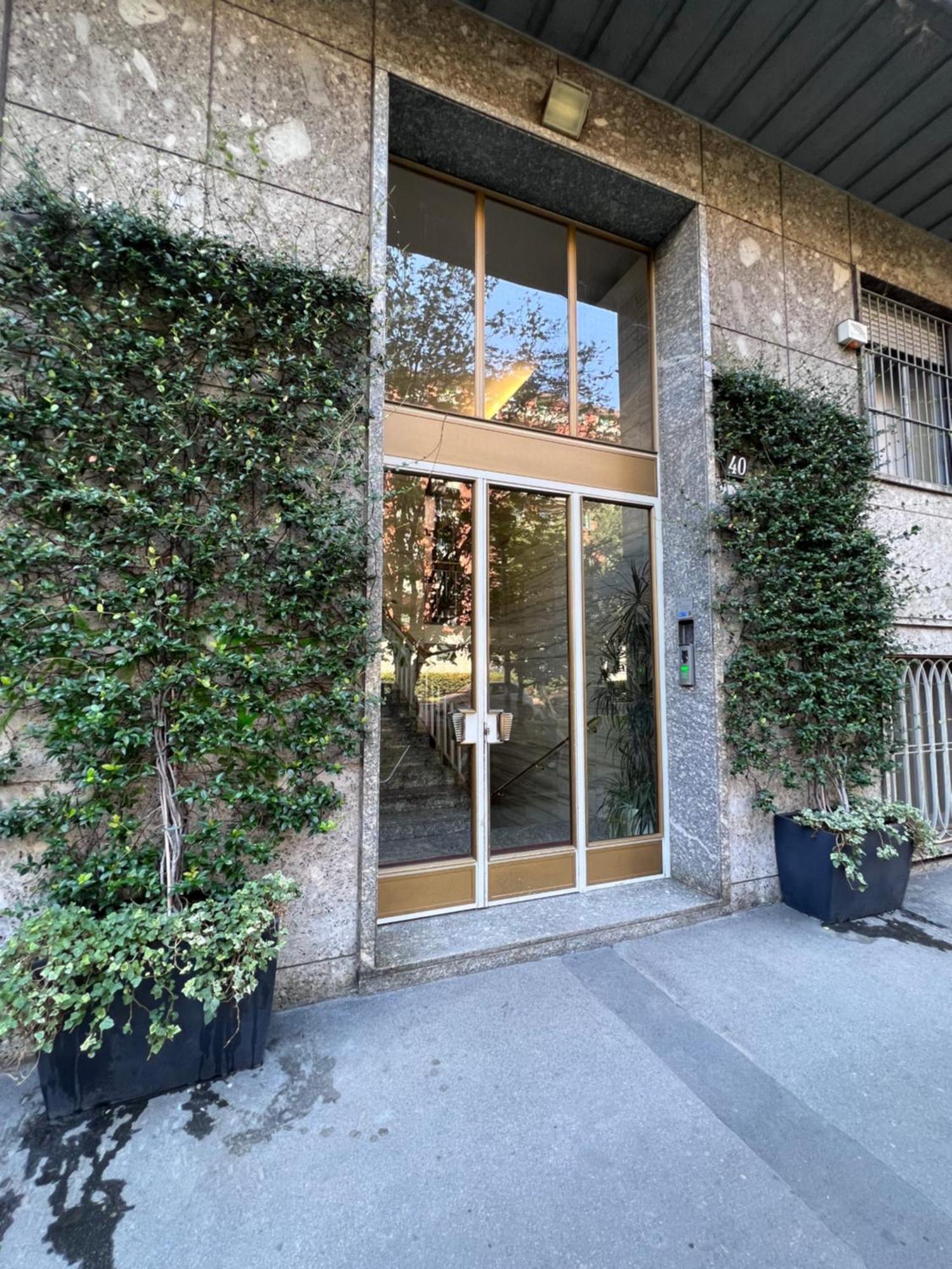 Nuovo Ed Elegante In Zona Bocconi Apartment