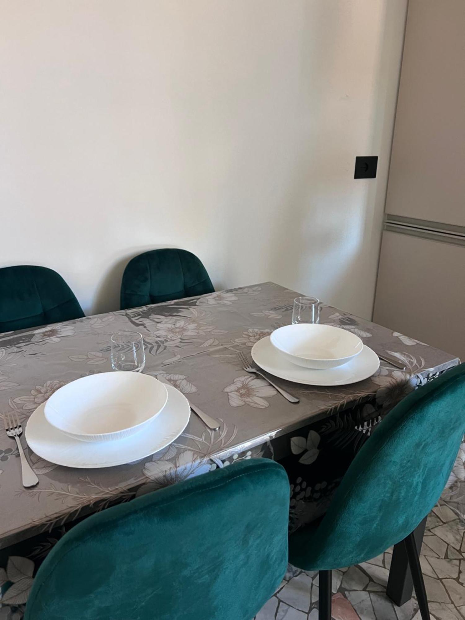 Nuovo Ed Elegante In Zona Bocconi Apartment *