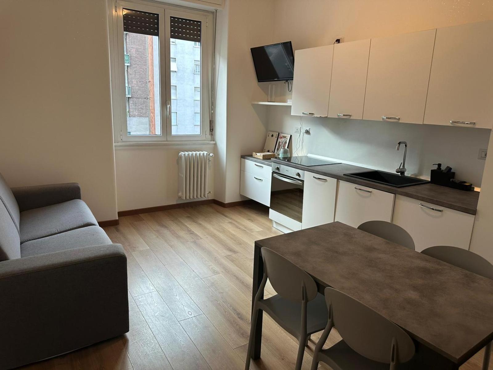 5min Da Stazione Apartment