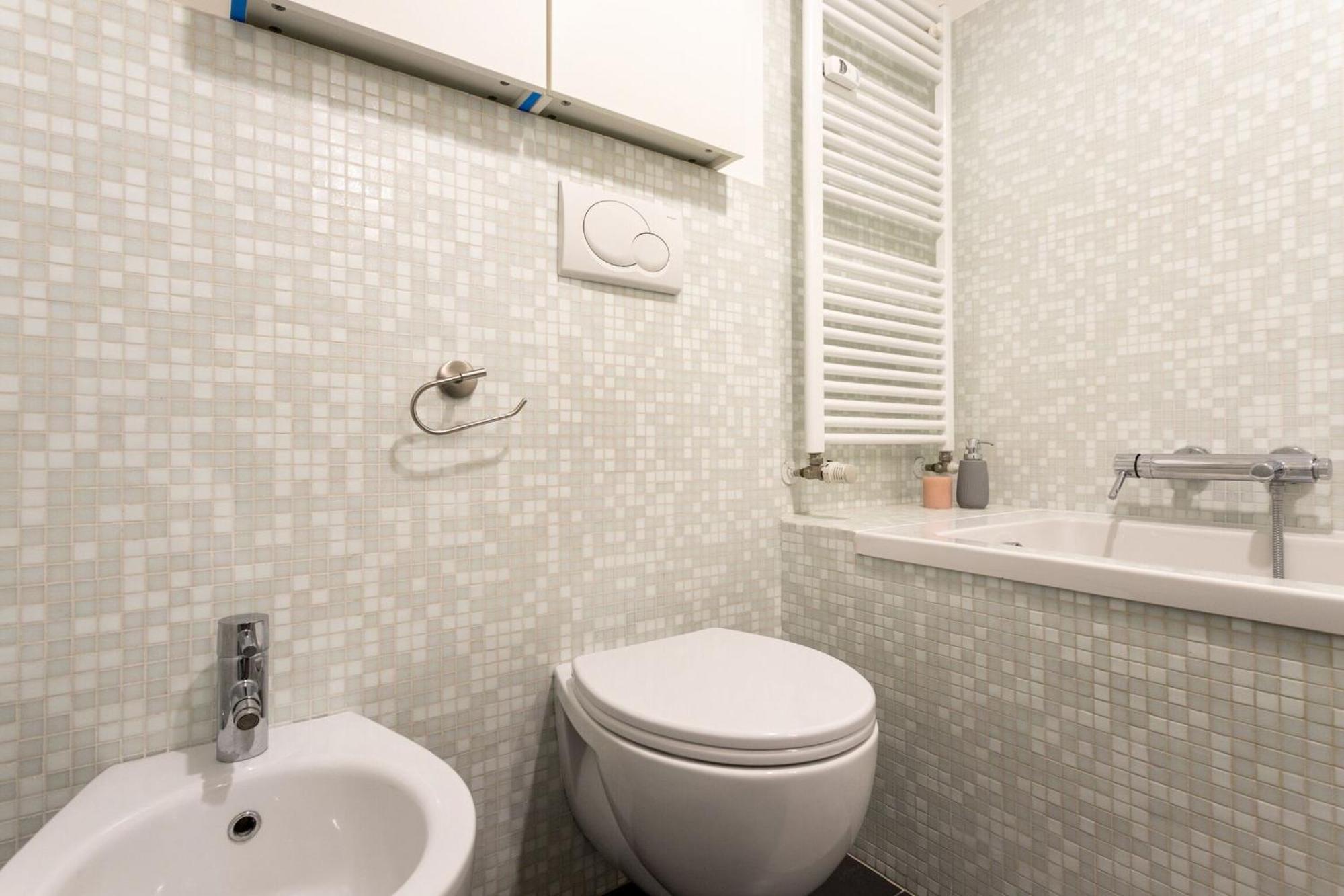 Caracciolo Sempione Fiera By Halldis Apartment *