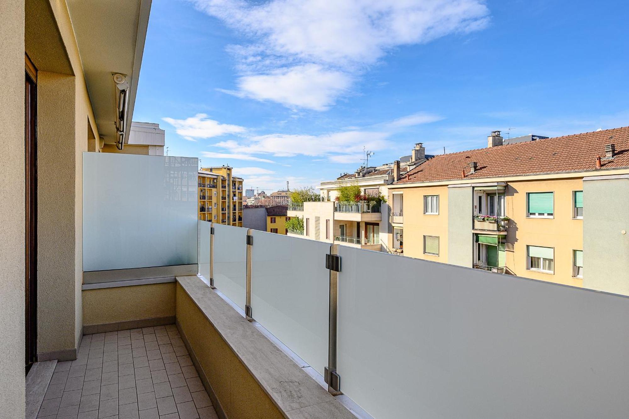 Classbnb - Spacious 20 Minutes From The Center Apartment Milan