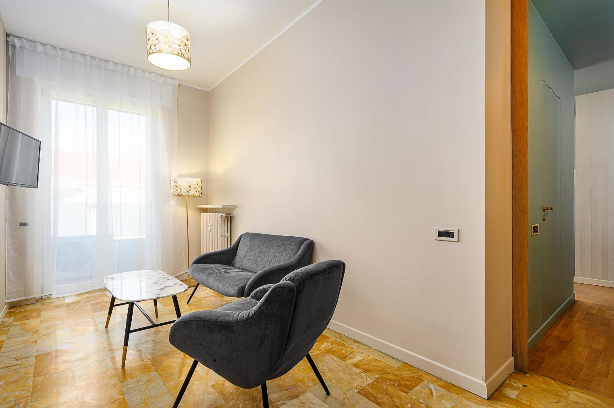 Classbnb - Spacious 20 Minutes From The Center Apartment *