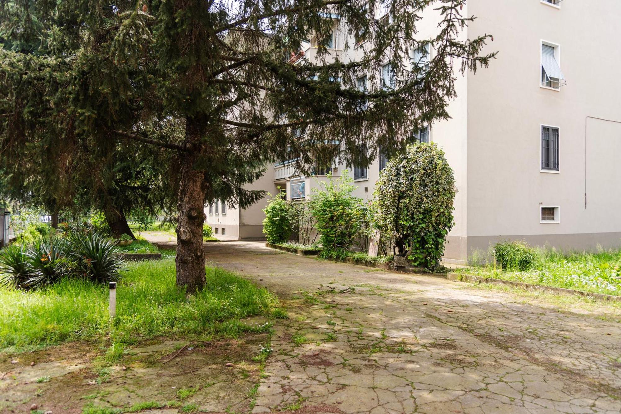 Apartment Youhosty- Terragni 31 Milan