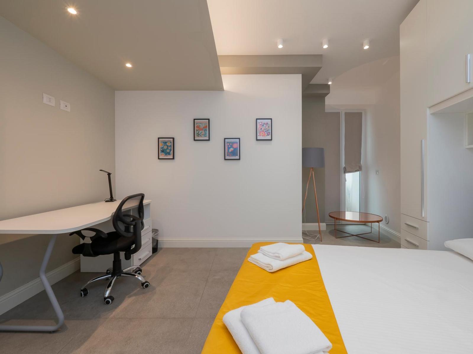 Xenia - Elegant Three-room In Moscova Area Milan