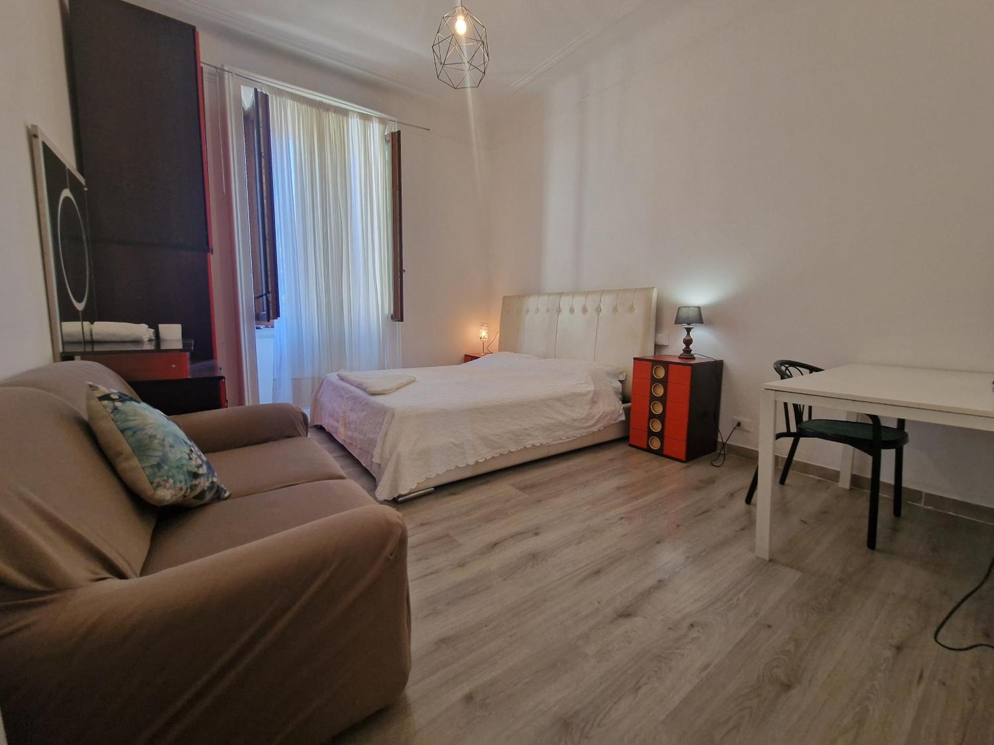 House In The City Center-casa Nel Centro Della Citta Milano