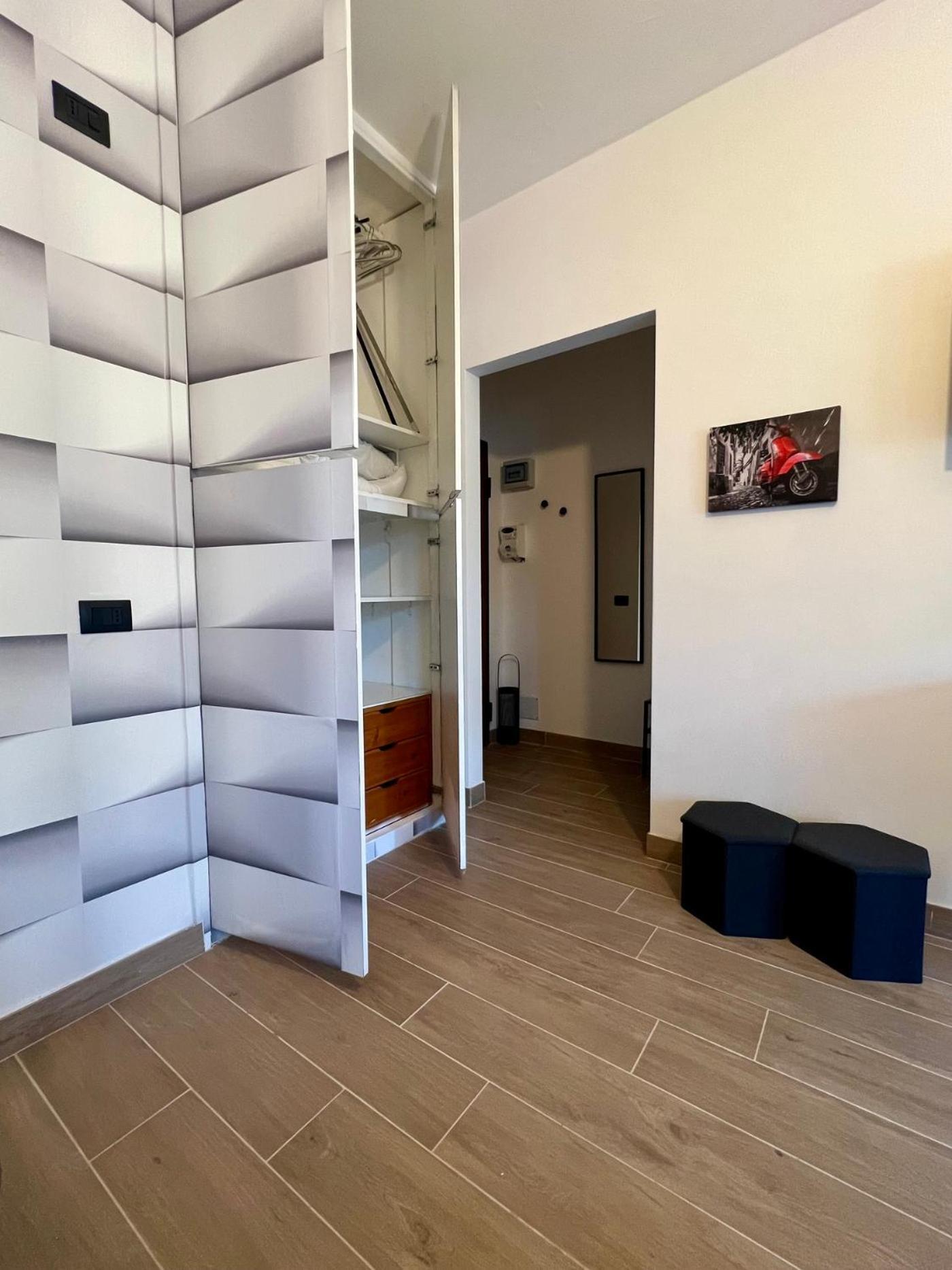 Moderno Ed Elegante Loft Con Balcone Apartment