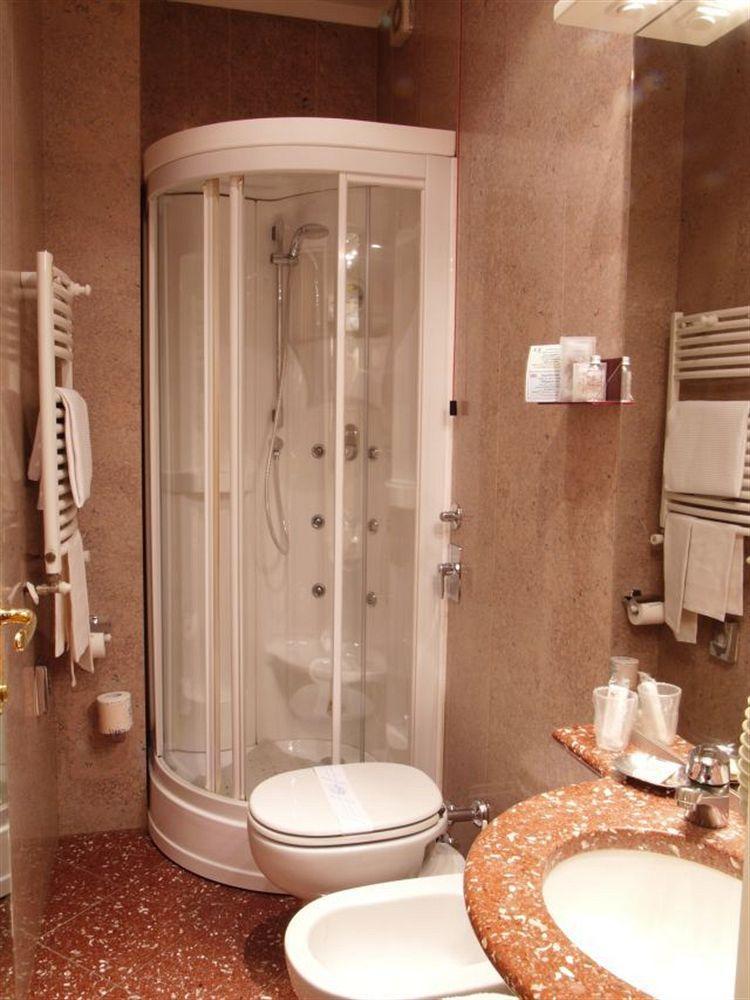 Hotel Star 3*