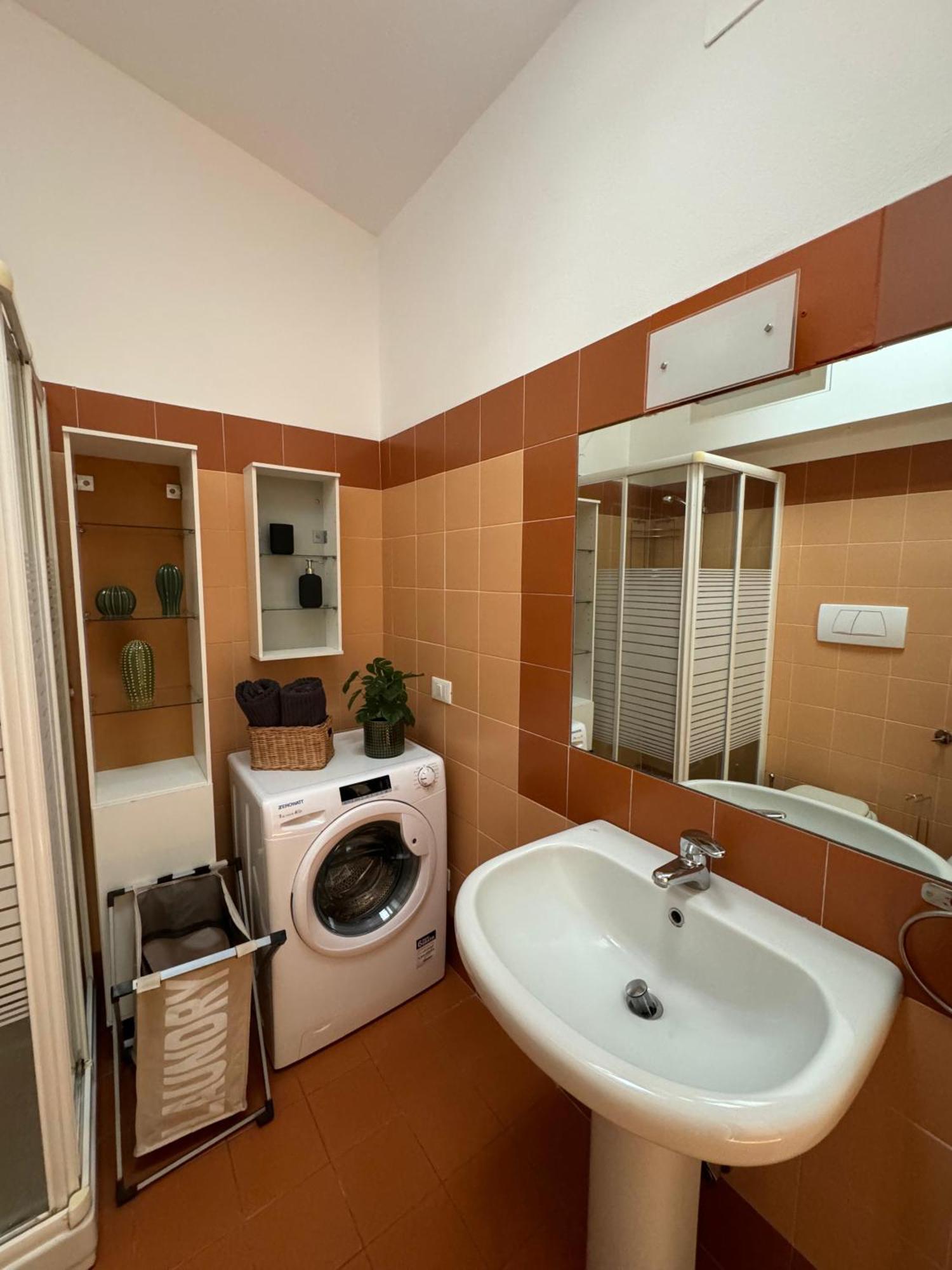 Attico Con Balcone In Centro A Isola Apartment Milan