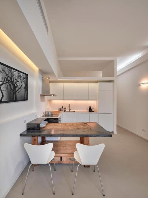 Small Loft In - Fondazione Prada Bocconi Milão