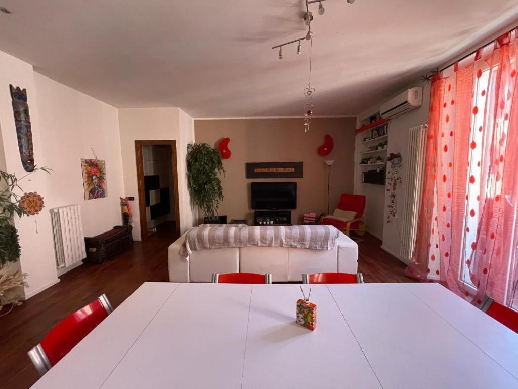 Apartment Splendido E Silenzioso Bilocale Vicino San Babila-m4 Dateo *