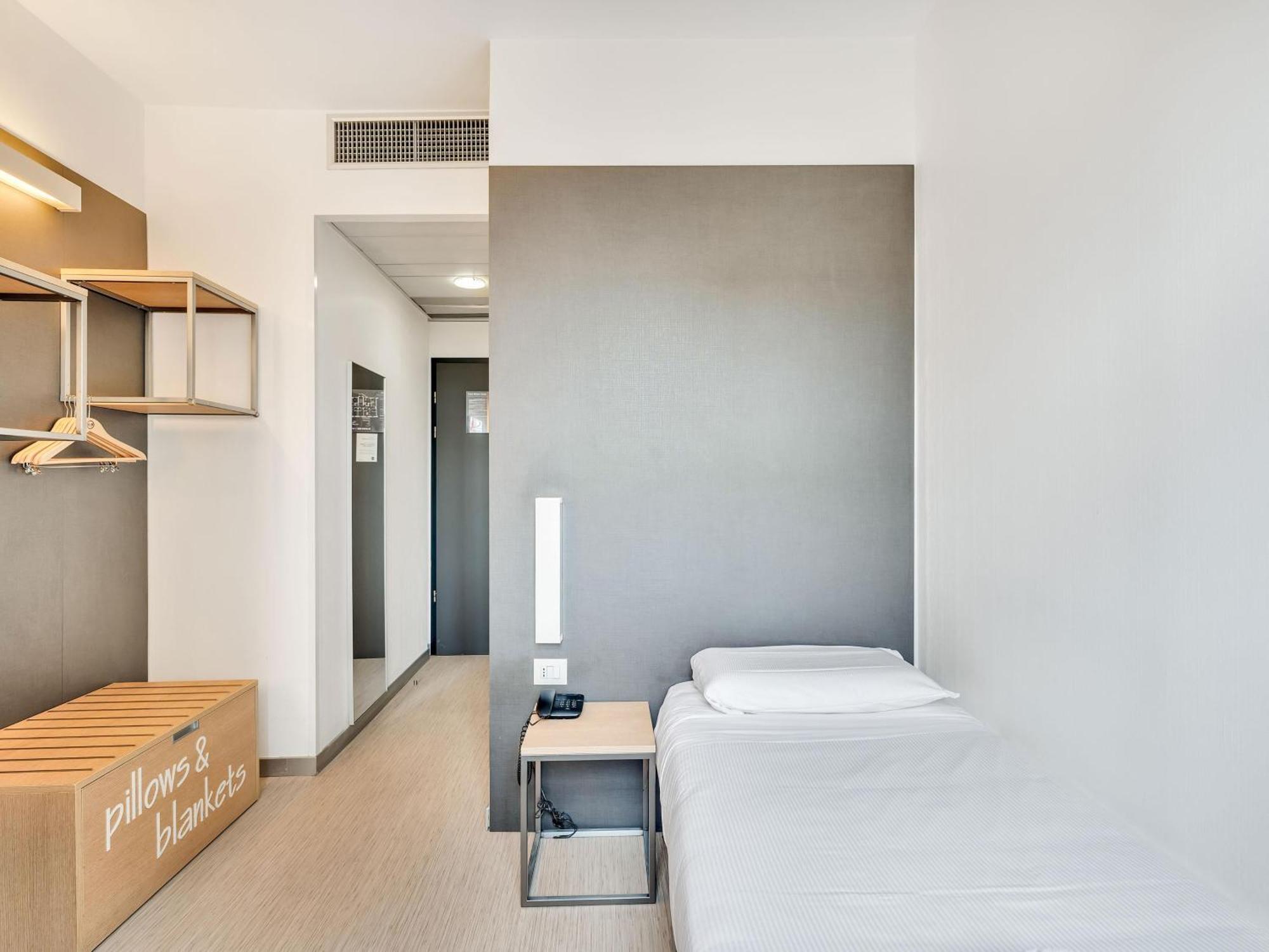 Aosta Hotel