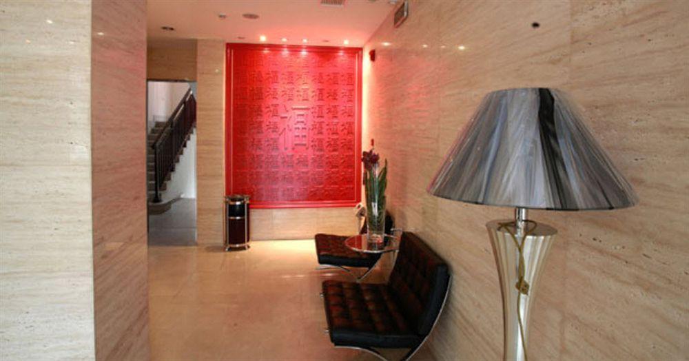 Huaxia Hotel