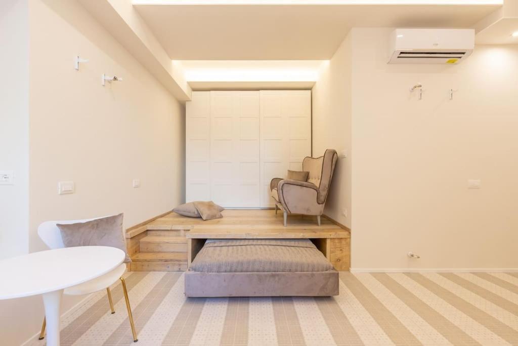 5fo6 Navigli - Duomo - Boho - Minimal Apartamento Milão
