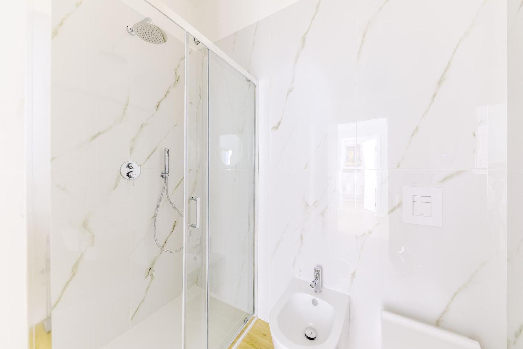 Apartamento Duomo Deluxe - Bilocale Moderno - Metro - Wi-f Milão