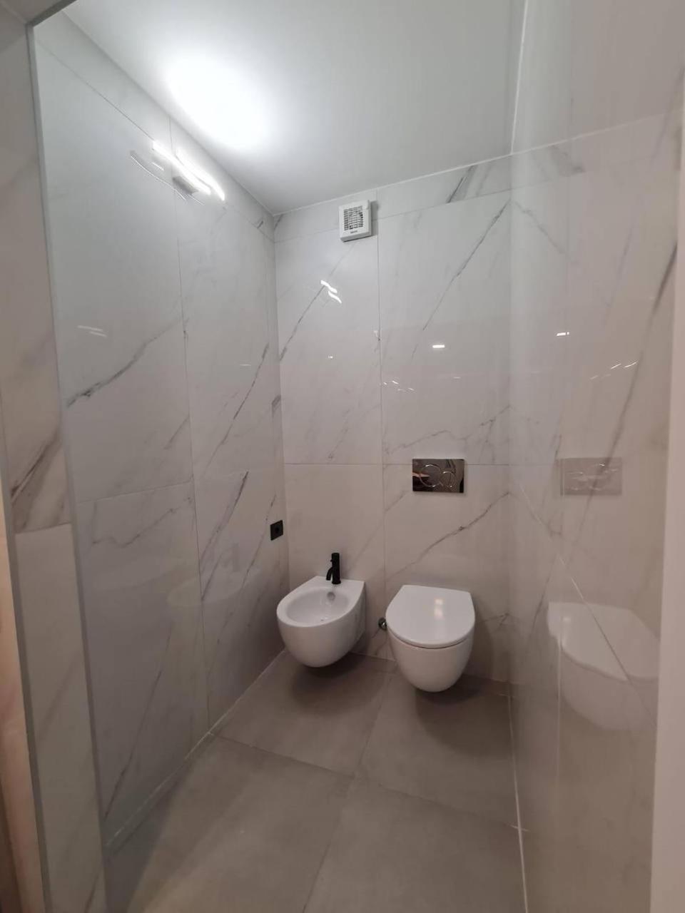 Modern 3 Bedrooms Apartment Milan