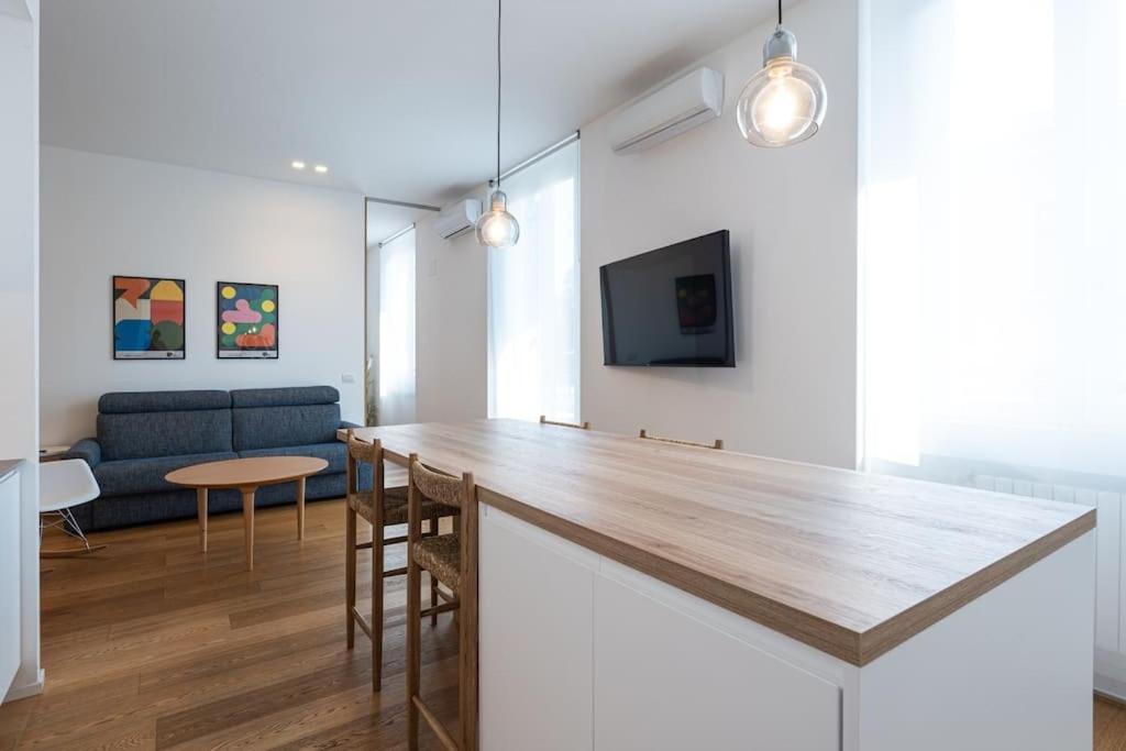 Splendid One Bedroom De Angeli 2nd Fl - Mirable Pm * Milan