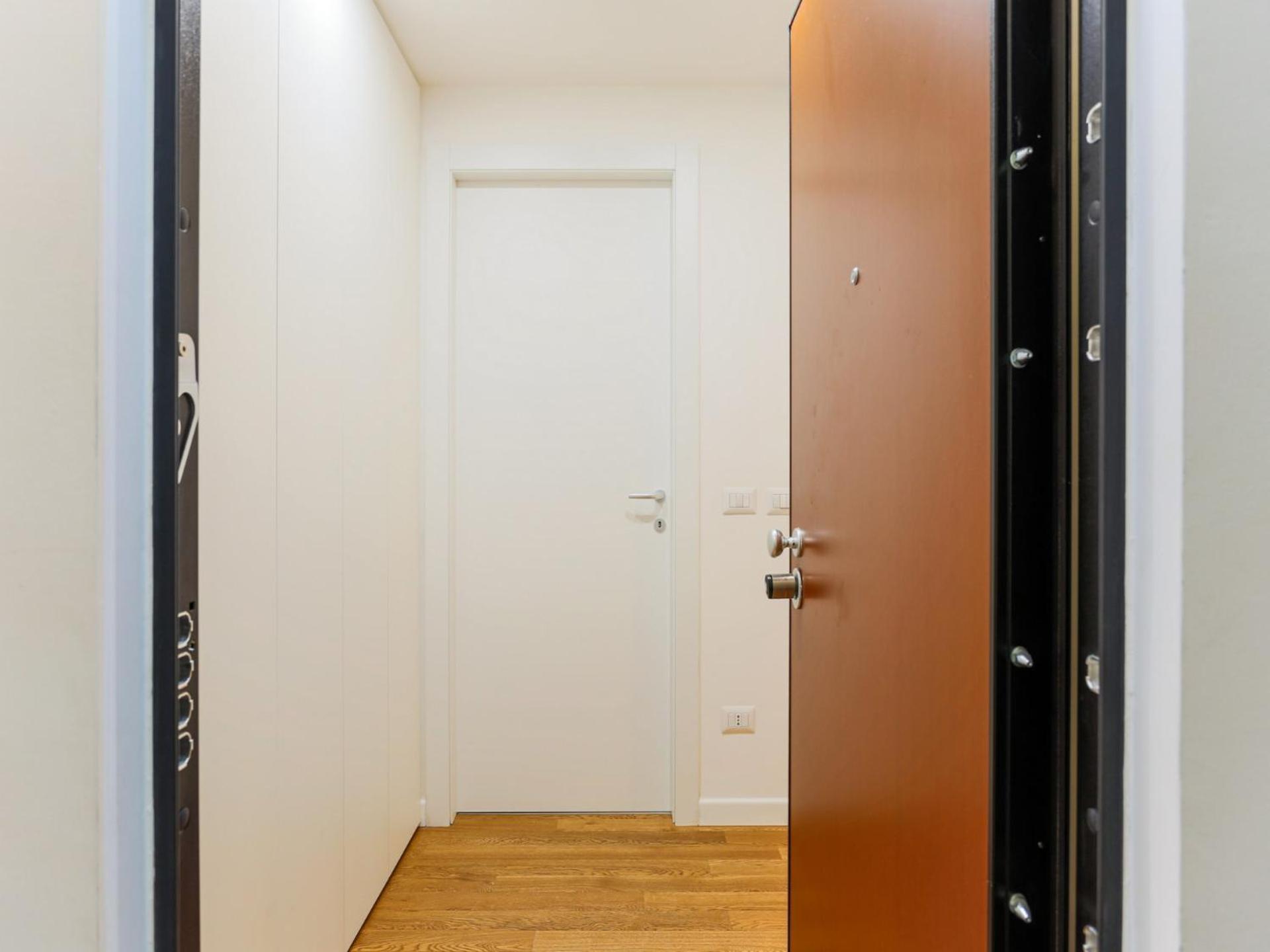 The Rent - Comfortable One-bedroom In The Crocetta Area *