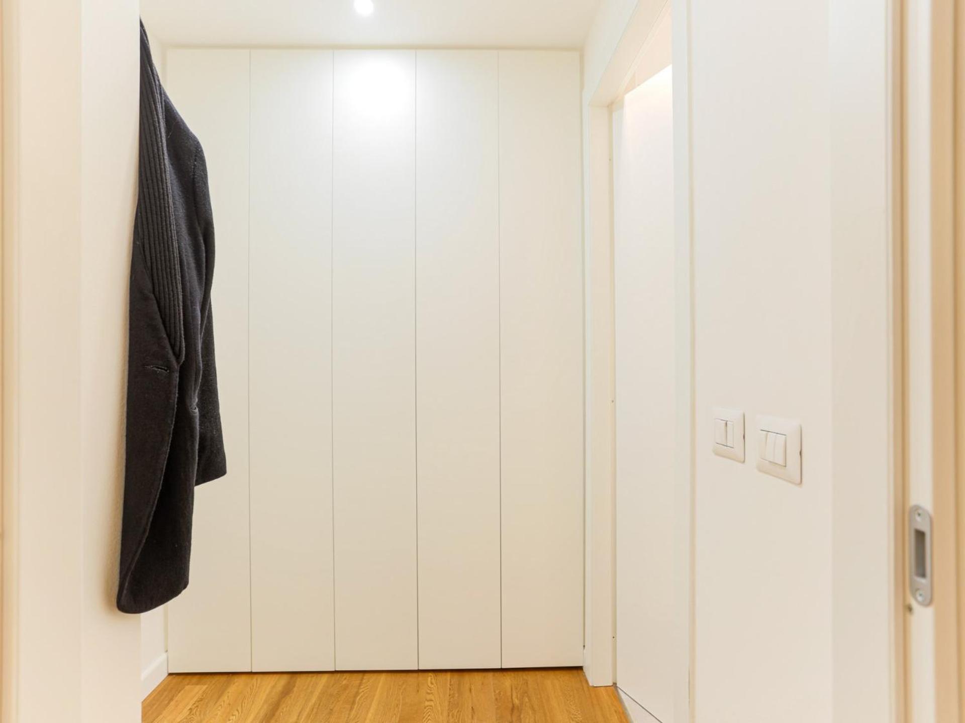 The Rent - Comfortable One-bedroom In The Crocetta Area