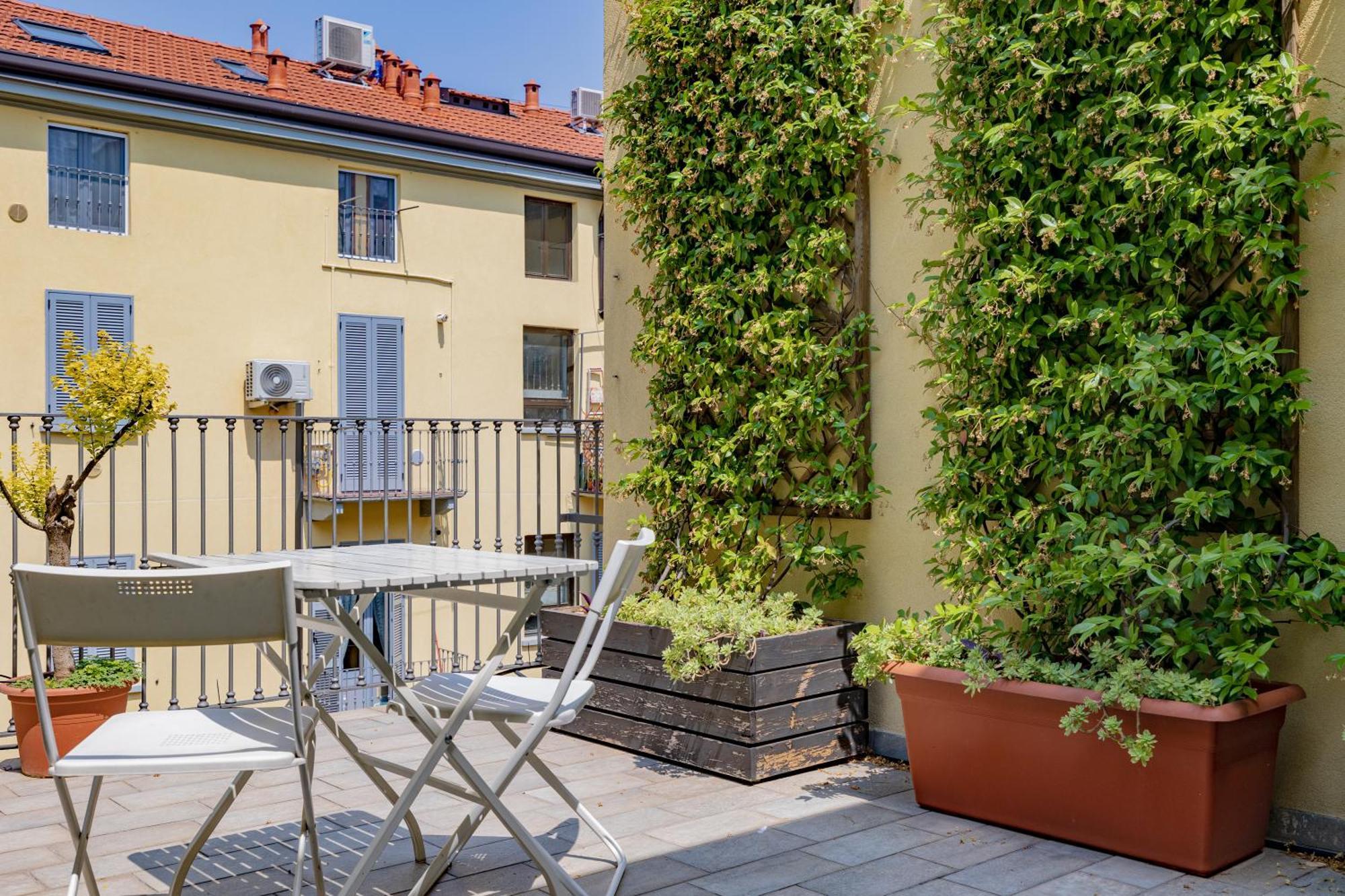 Apartment Vintage Gem - 8 Min Duomo Milan