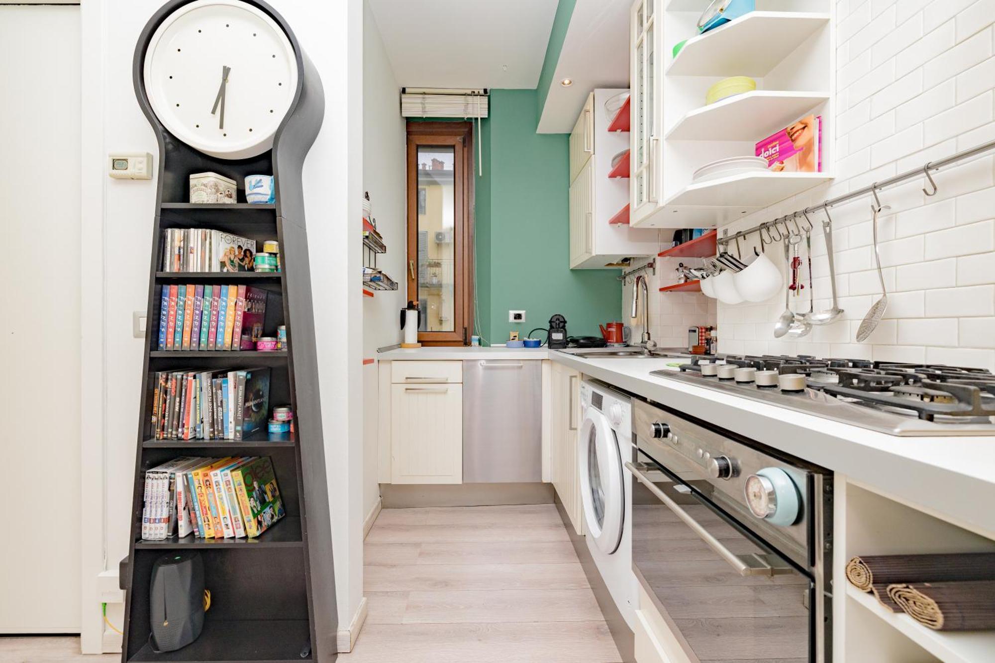 Apartment Vintage Gem - 8 Min Duomo Milan
