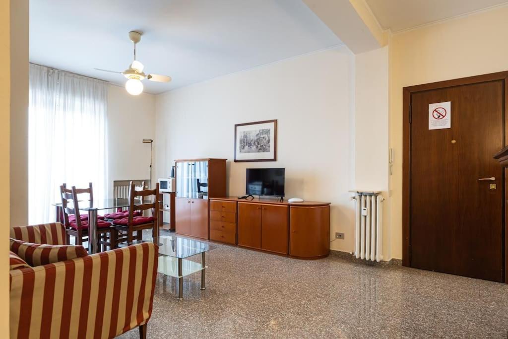 Splendido Trilocale Zara Ottavo Piano - Mirable Pm Milan