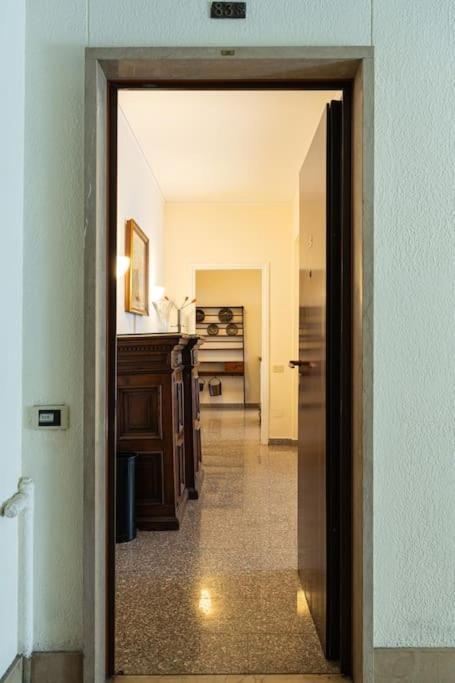 Apartment Splendido Trilocale Zara Ottavo Piano - Mirable Pm Milan