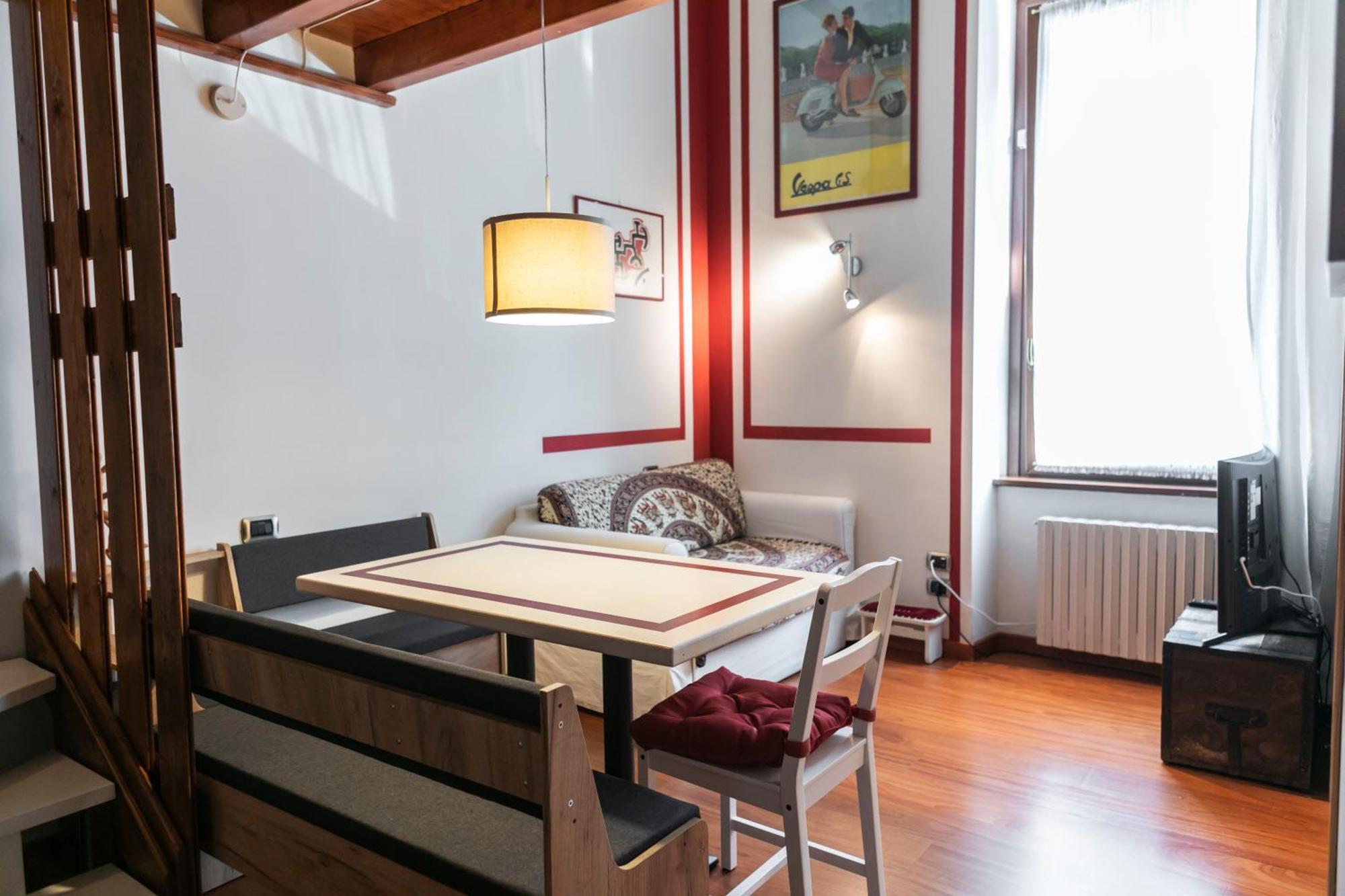 Apartment Trilocale Con Soppalco Milan