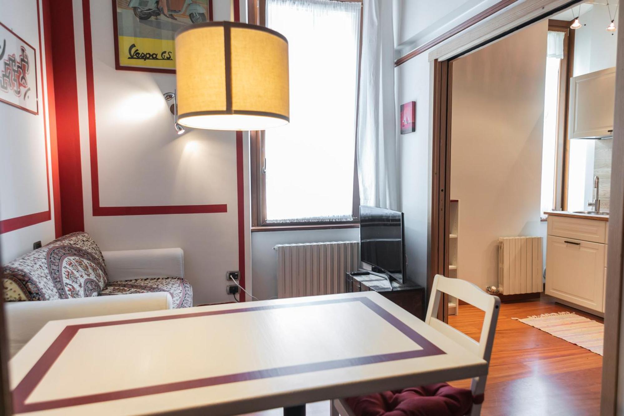 Trilocale Con Soppalco * Milan
