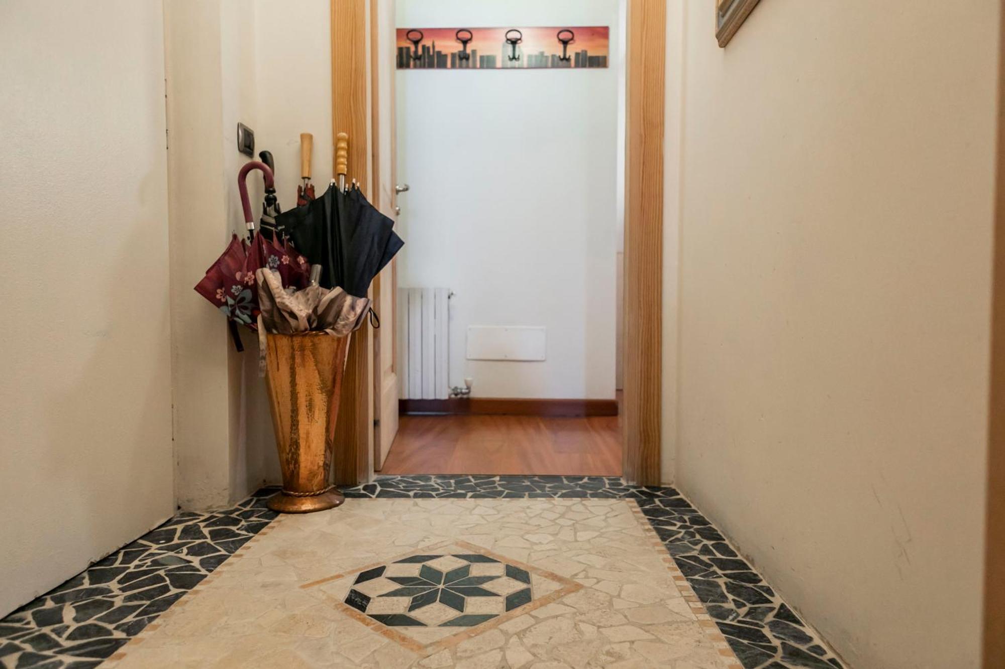 Trilocale Con Soppalco Milan