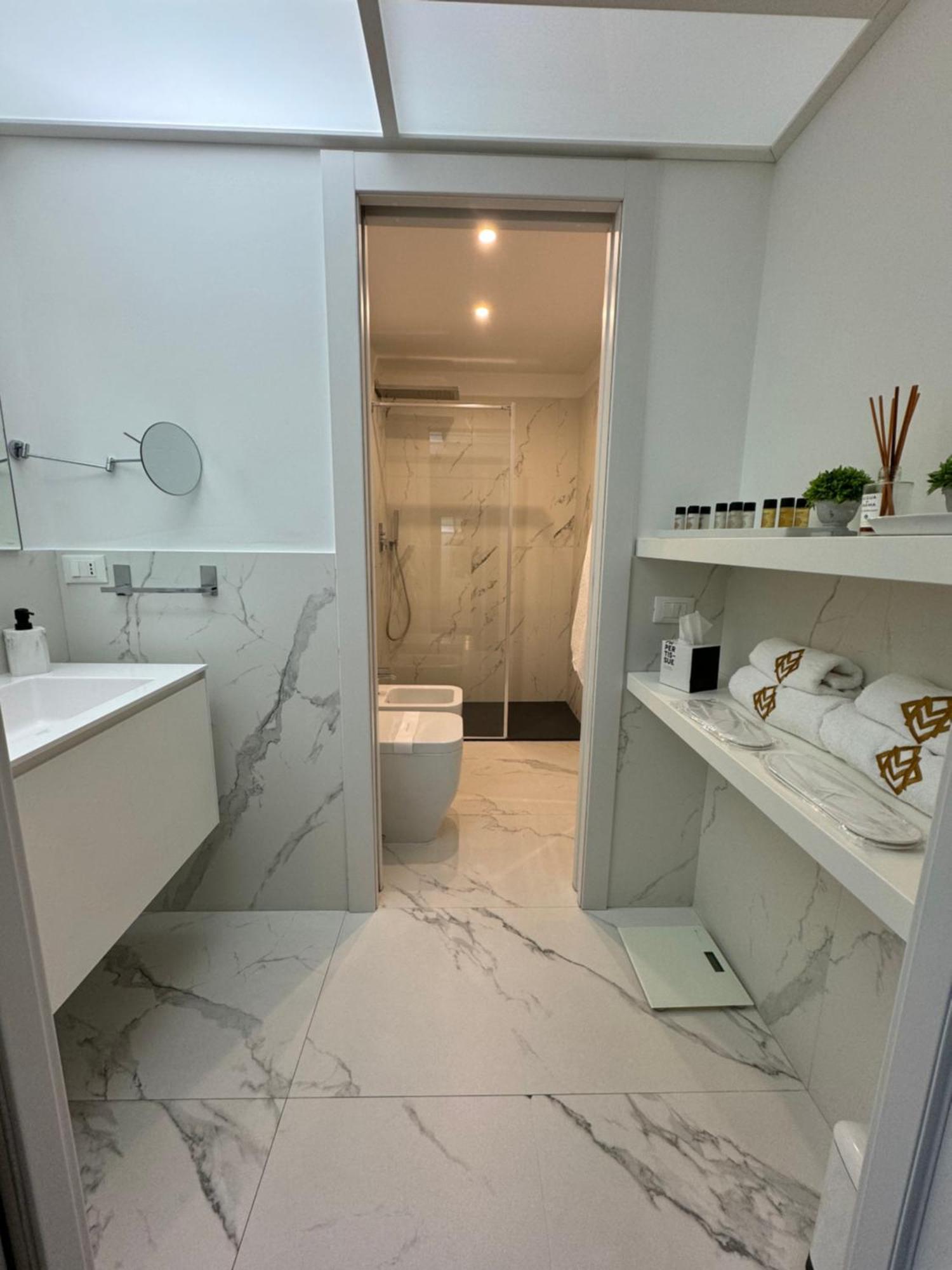 Apartment Maisons Via Torino Milan