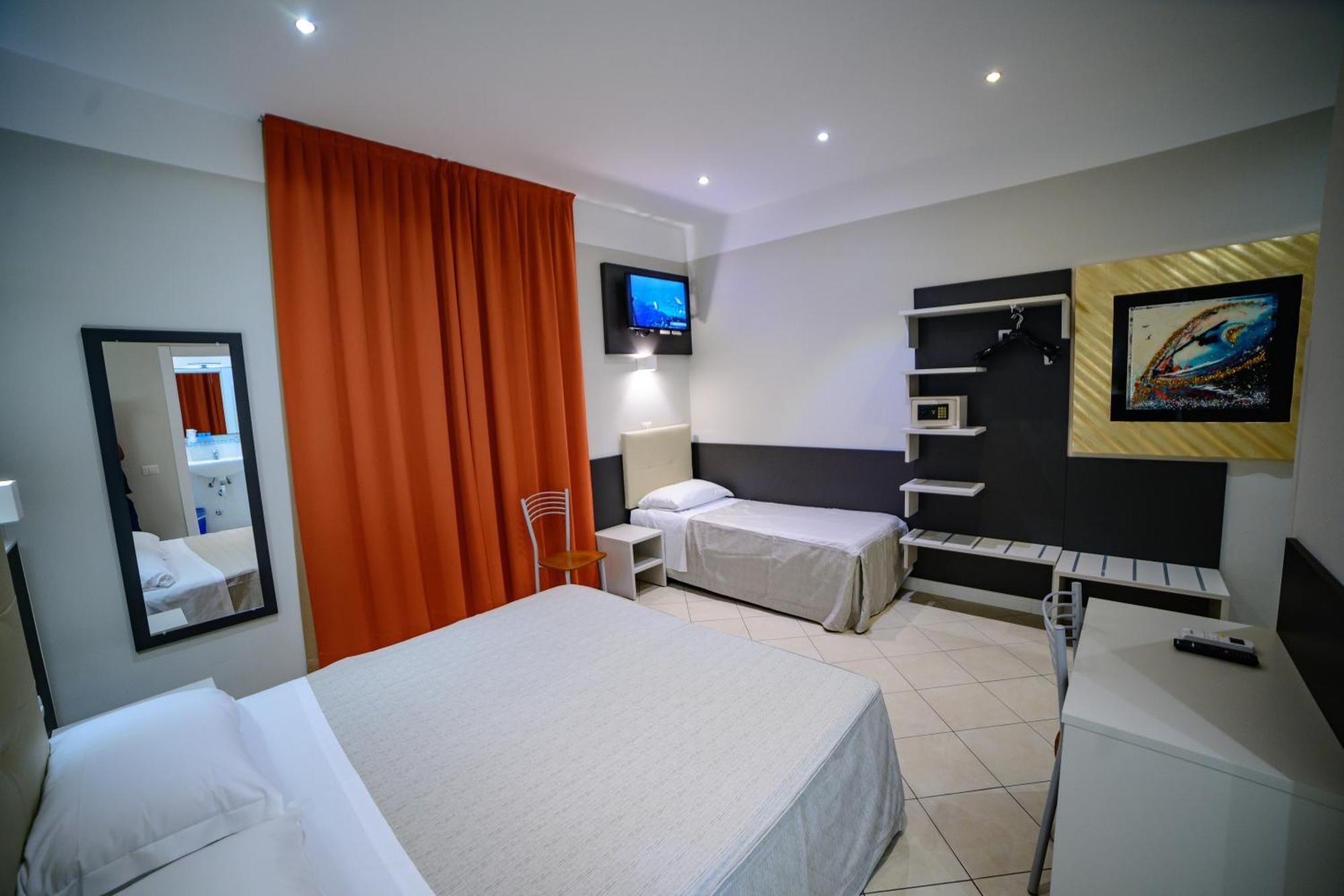 Demo' Hotel
