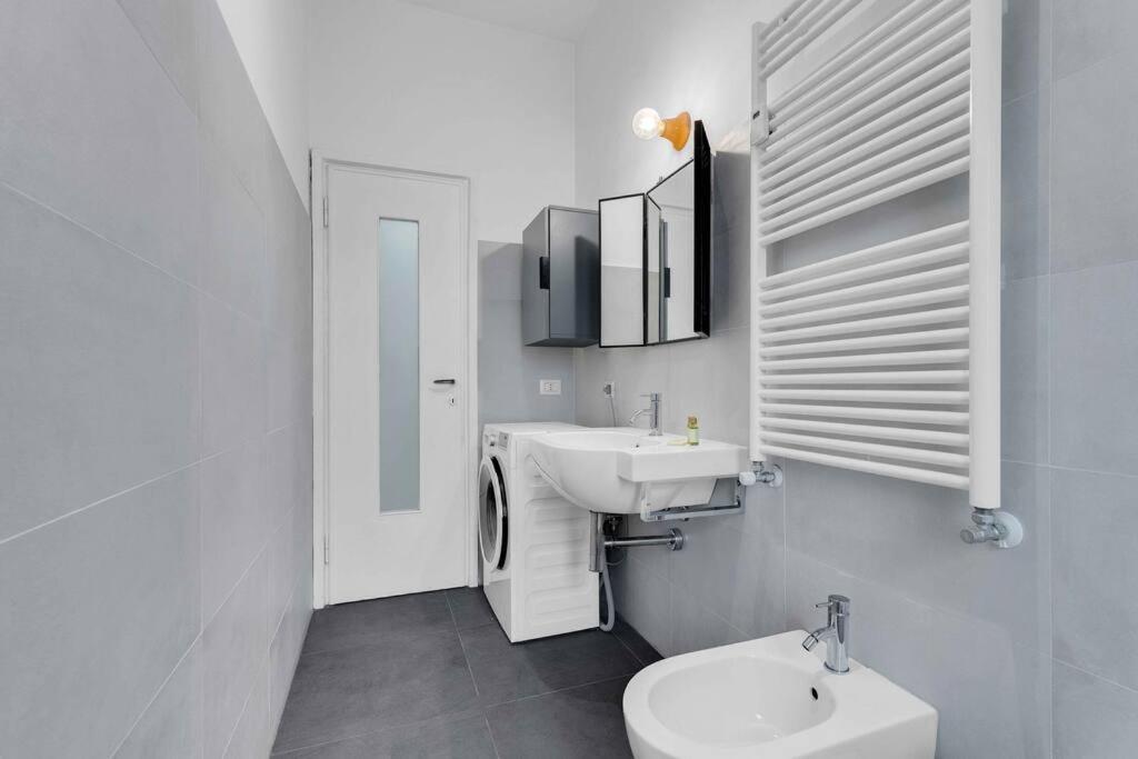 Apartment Fondazione Prada Olimpiadi La Piuma Milan