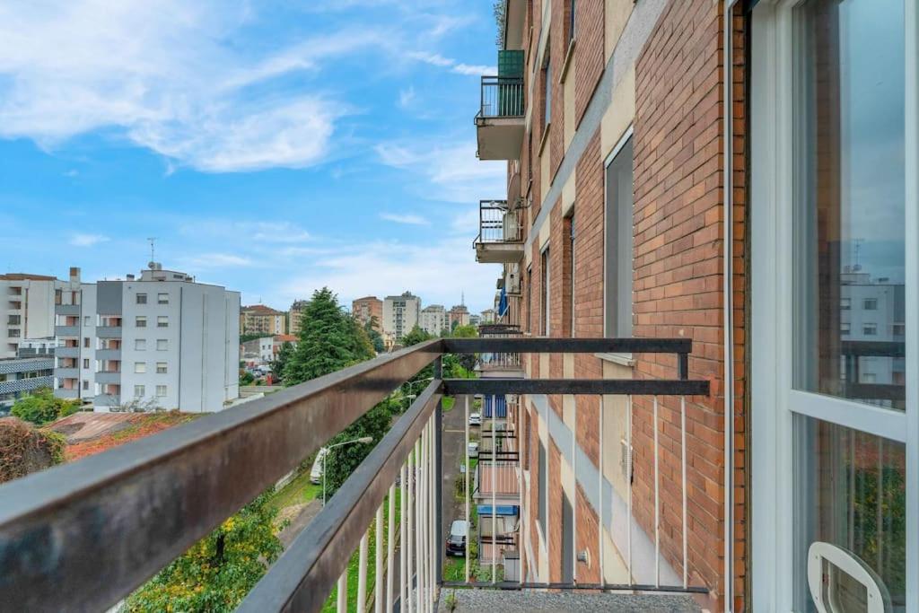 Fondazione Prada Olimpiadi La Piuma *