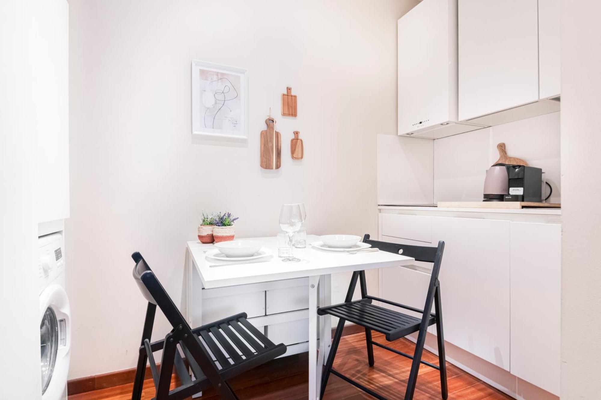 Fully Furnished Flat Arco Della Pace By Easylife Milano