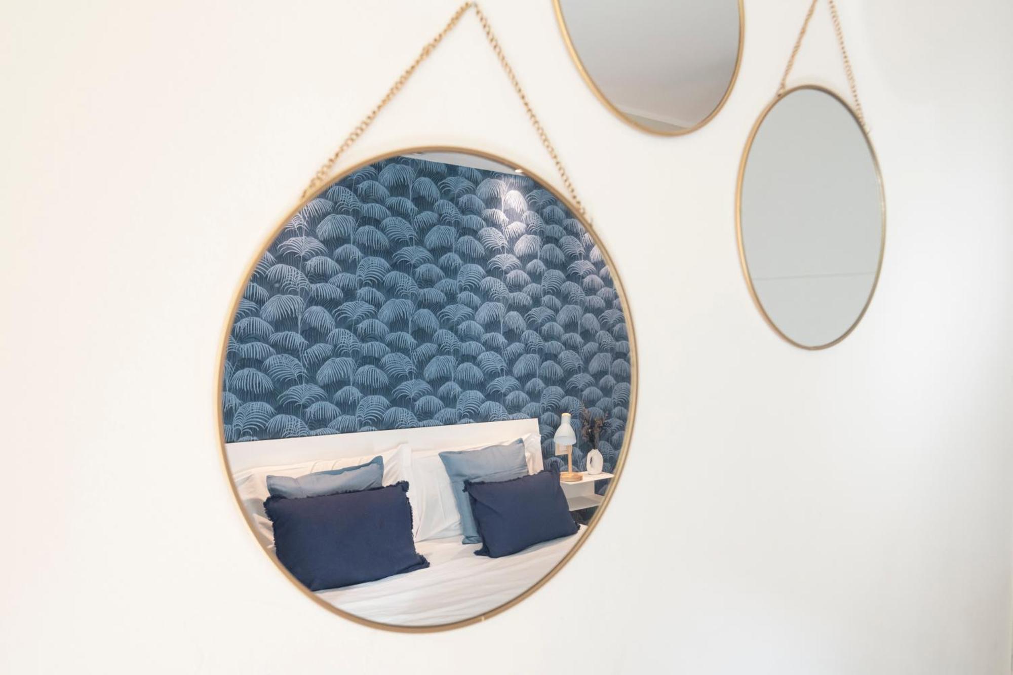 Fully Furnished Flat Arco Della Pace By Easylife *