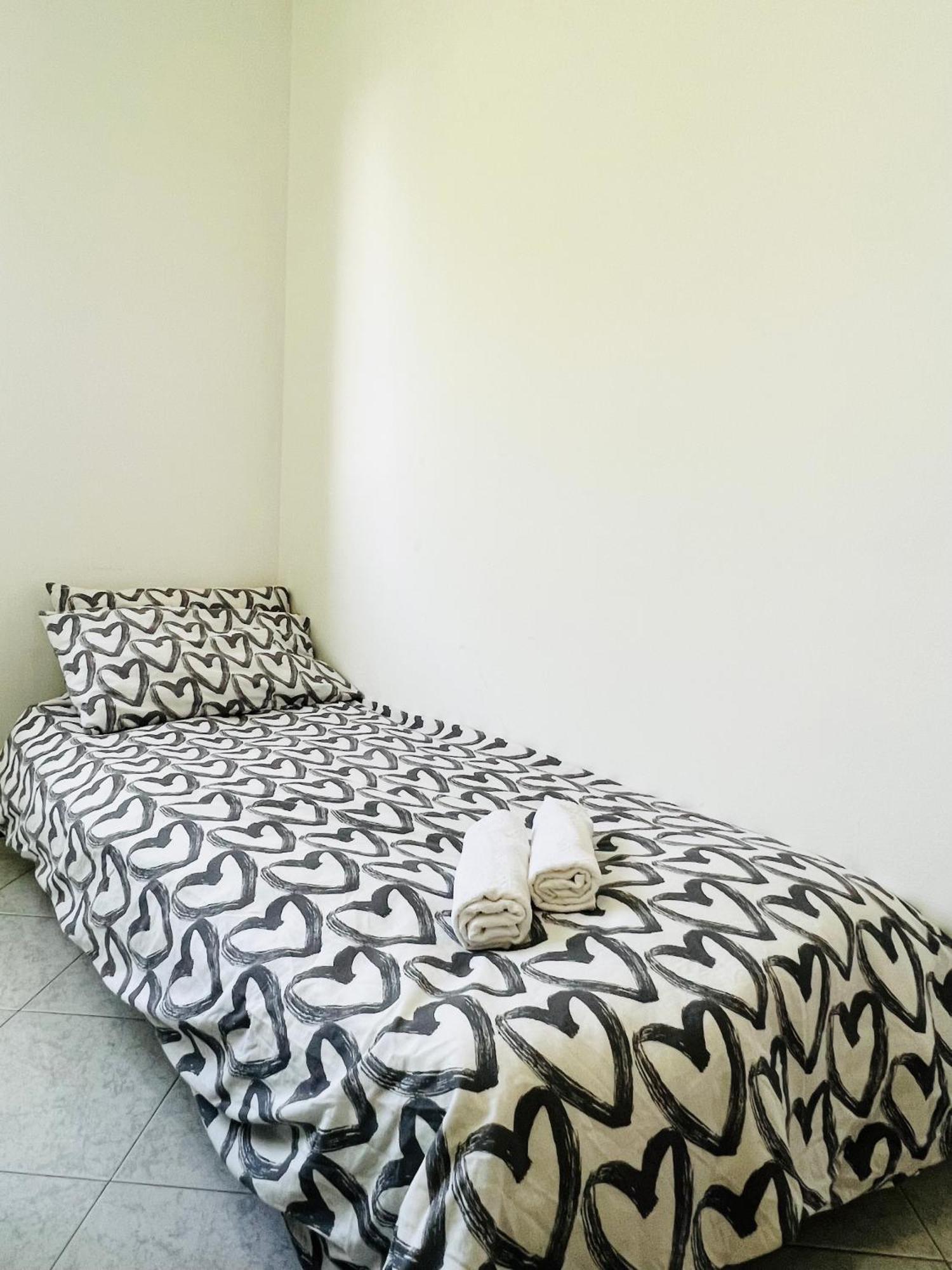 Very Big With 2 Balcony In Navigli District * Milano