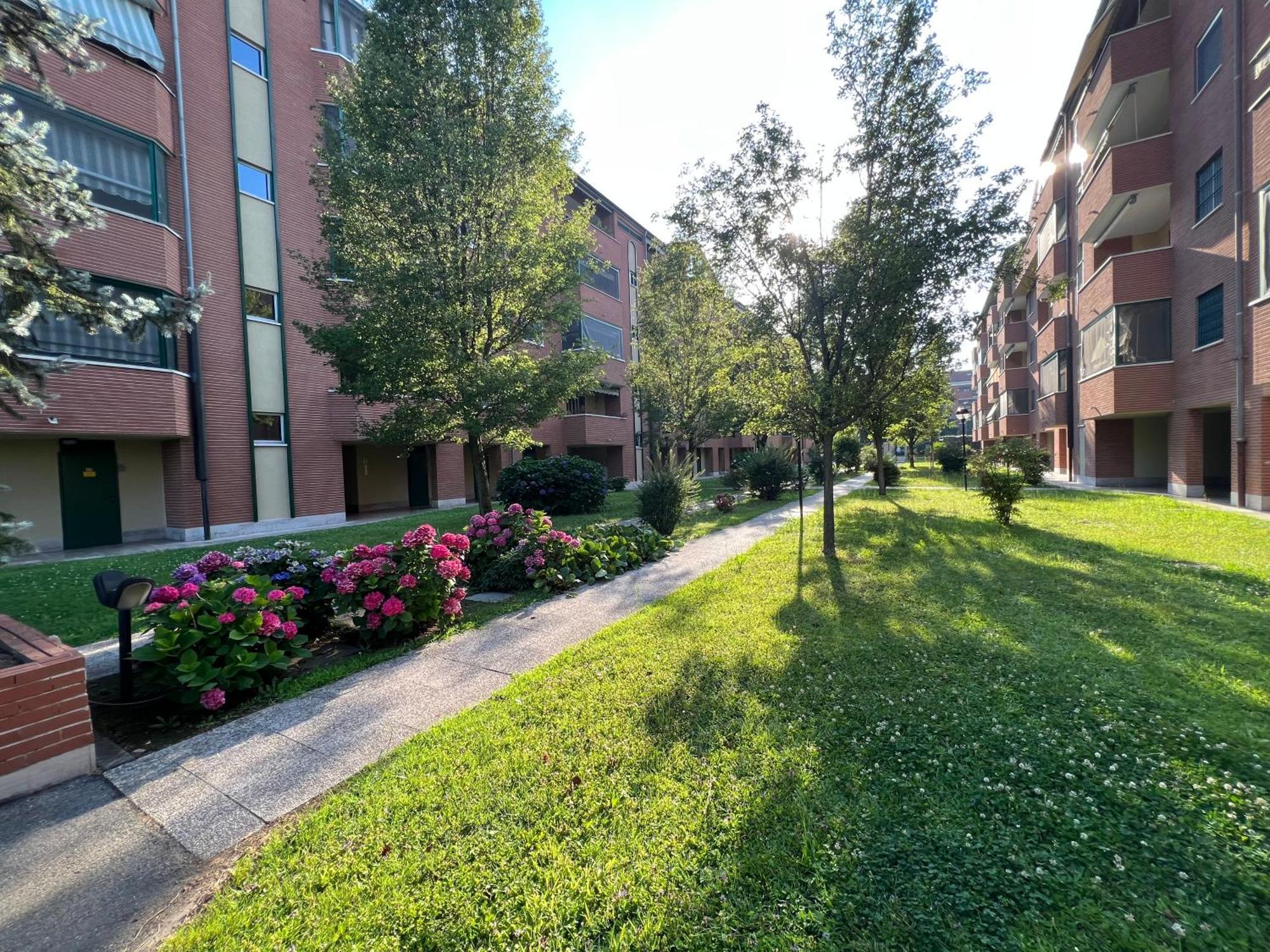 Very Big With 2 Balcony In Navigli District Appartamento