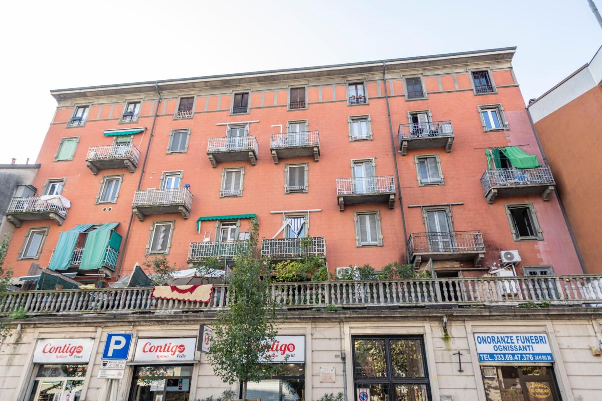 Apartamento Bessy House, Near Fondazione Prada Milão