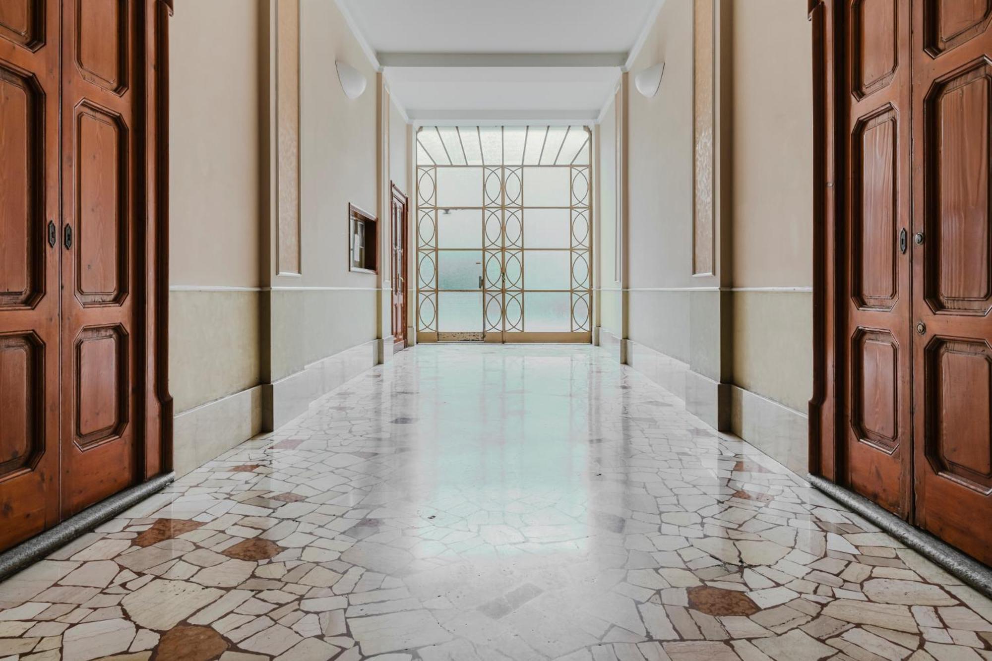 Apartment Porta Venezia-exclusive Design Apartment-2 Milan