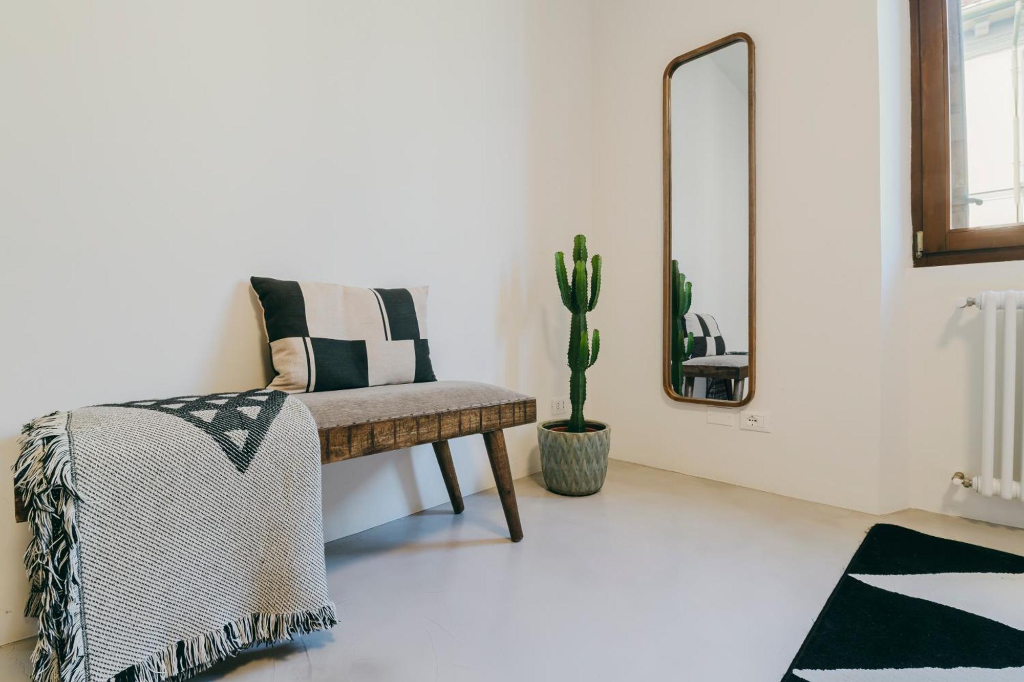 Apartment Porta Venezia-exclusive Design Apartment-2