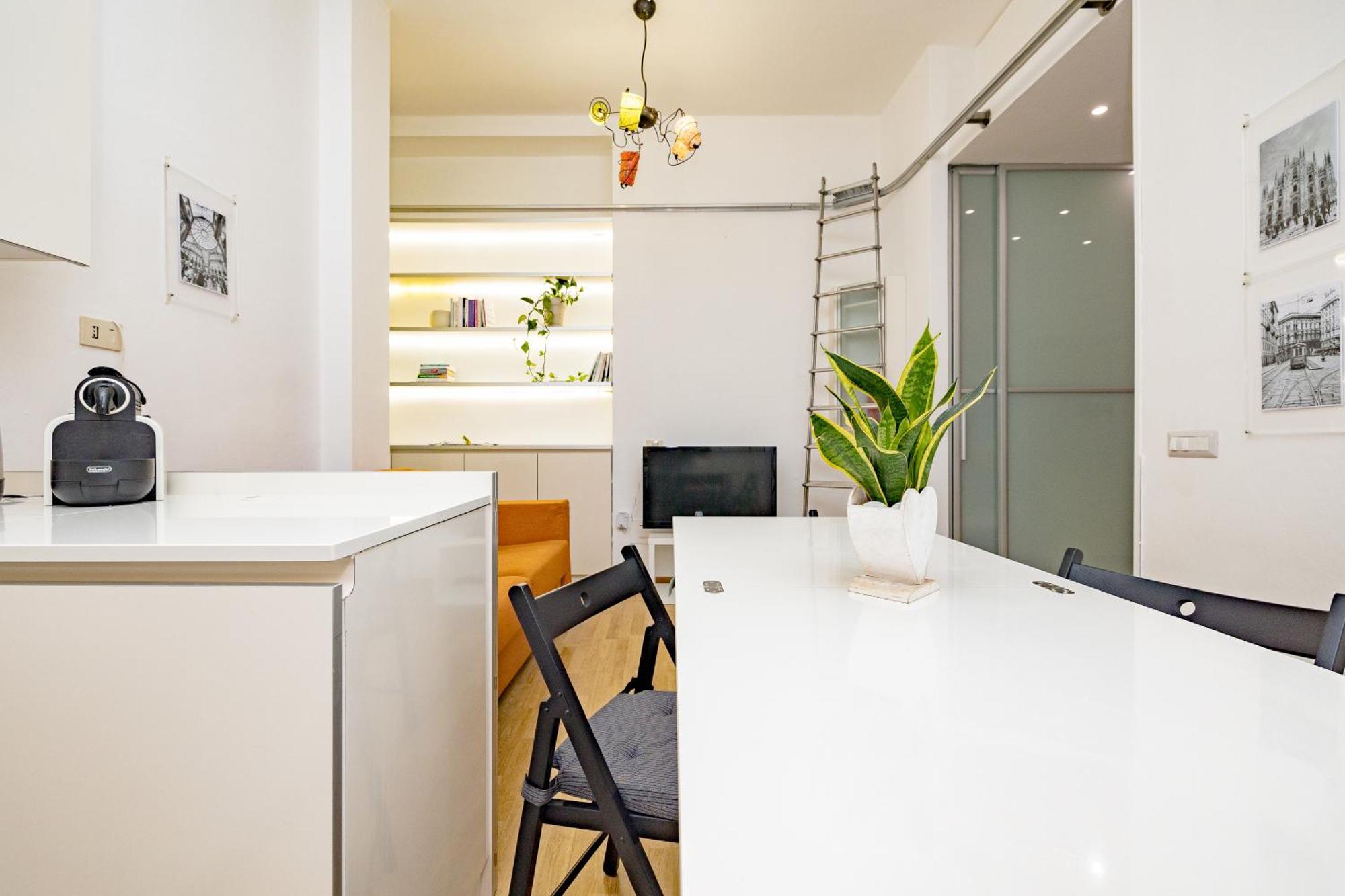 Minimal Apartment Near Bocconi University Apartamento *