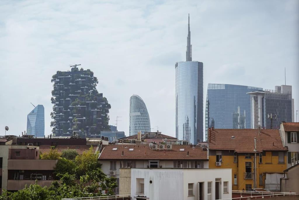 Isola 10 Milan