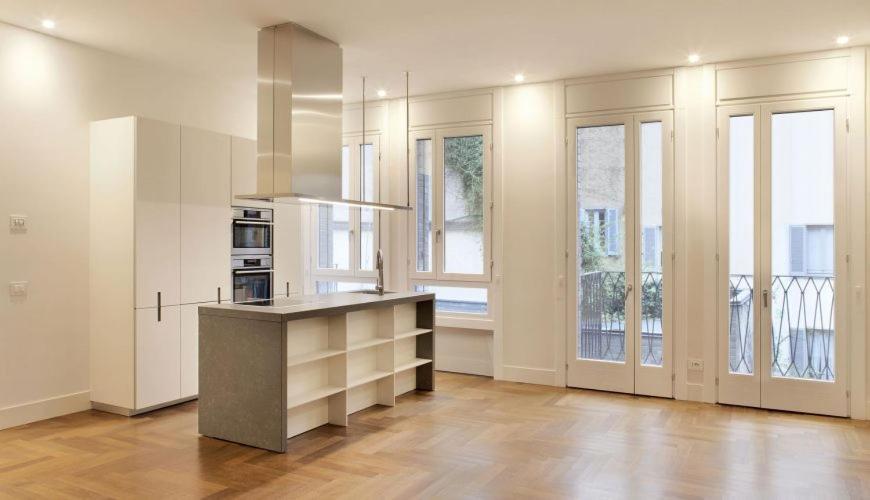 Manzoni 44 Apartment *