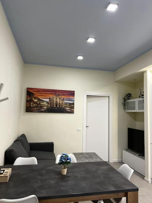 10 Min Da Navigli E Centro, Nuova E Luminosa Oasi 1p Apartment *