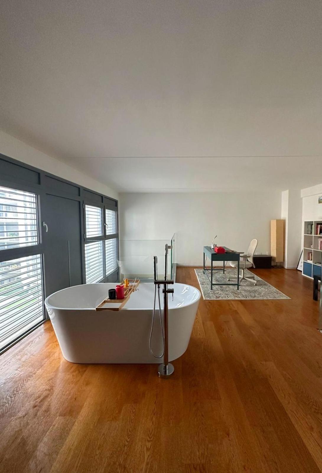 Slim's Loft Linate Airport *
