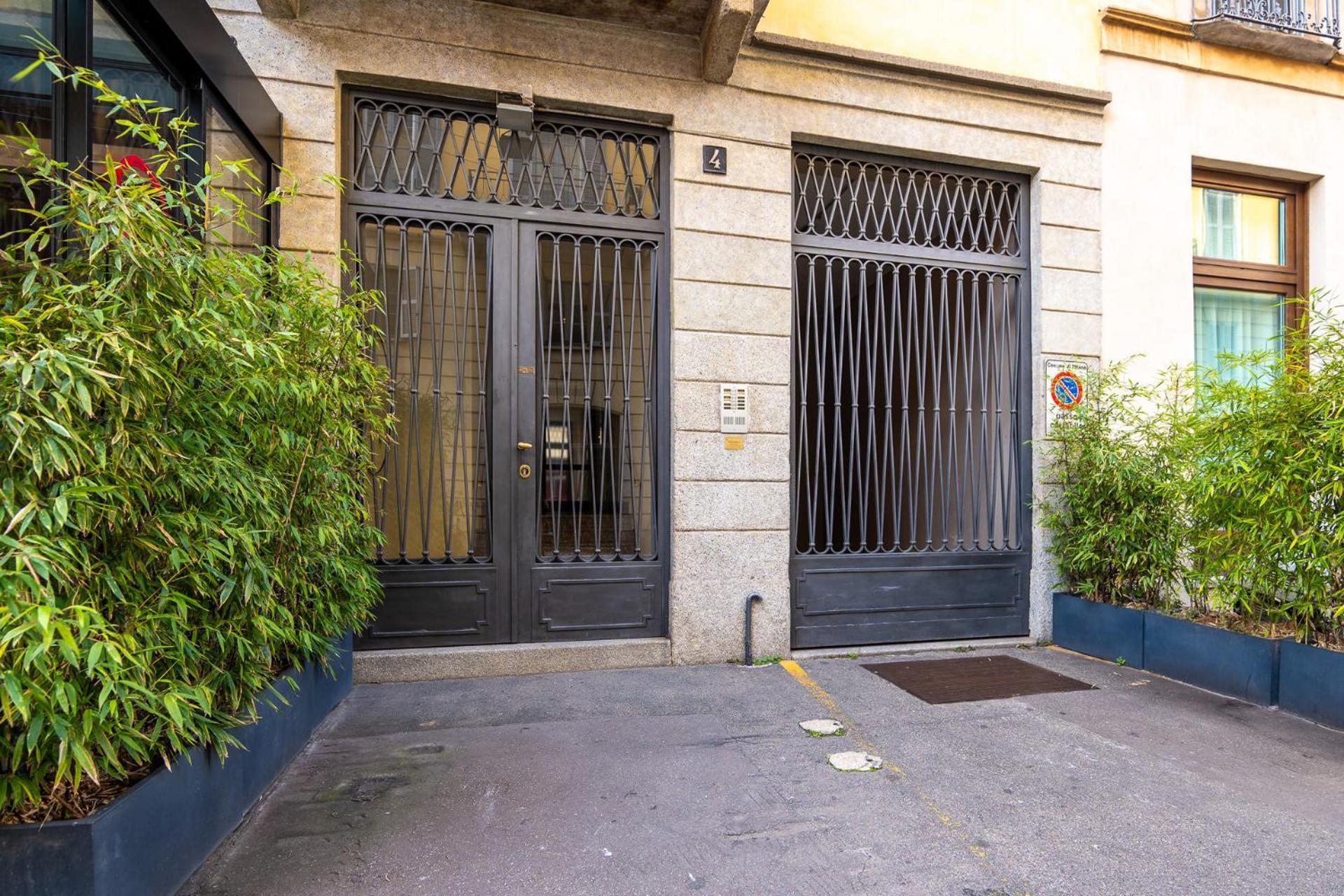 Luxurious & Spacious Flats In Duomo Milan